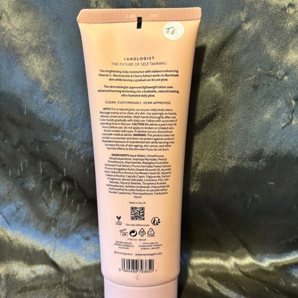 NEW sealed - Tanologist Brightening Daily Glow, Fair/Medium, Gradual Tan 8.45 oz - Picture 2 of 3